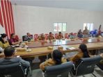 Upaya sejumlah warga Wori yang mengadukan terkait masalah ini ke DPRD Minut dan dilakukan RDP.