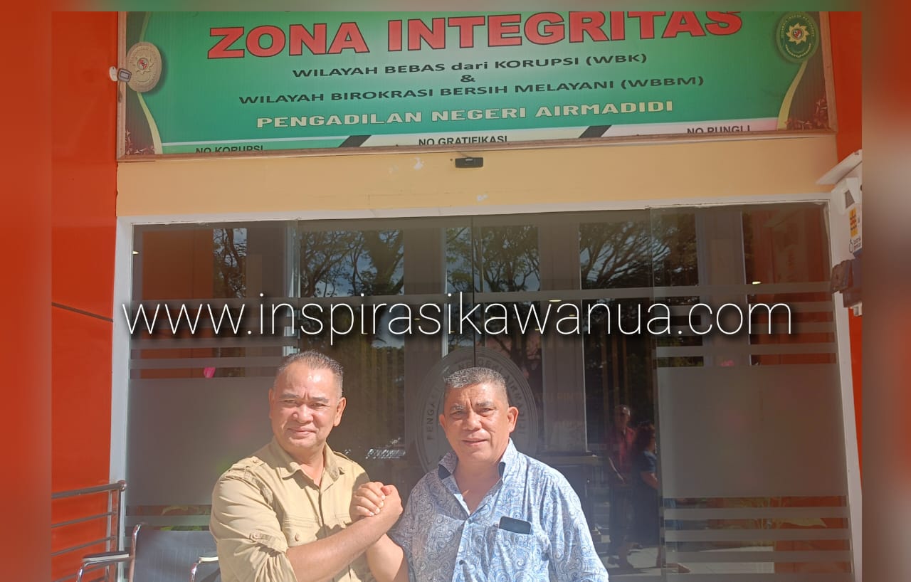 Frans Otta bersama Johan Noldy Awuy.